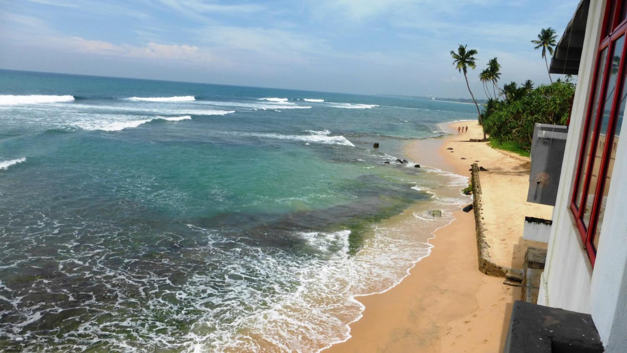 Ocean Reef Hotel ヒッカドゥワ 部屋 写真