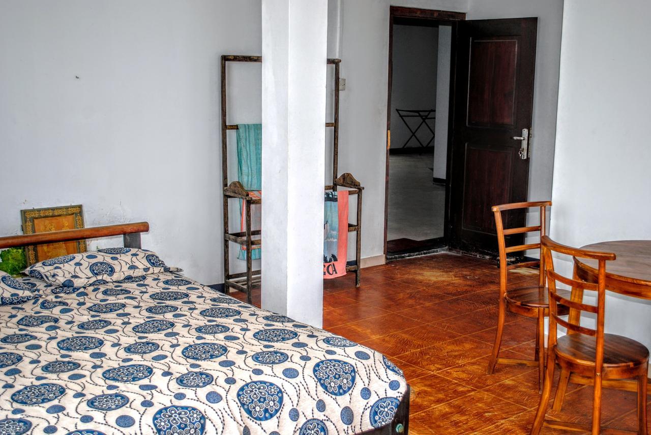 Ocean Reef Hotel ヒッカドゥワ エクステリア 写真